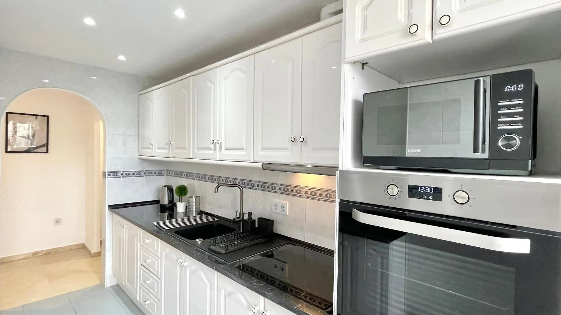 Beach Retreat 2 Bedroom Apartment Fuengirola 0*,  Spanyolország