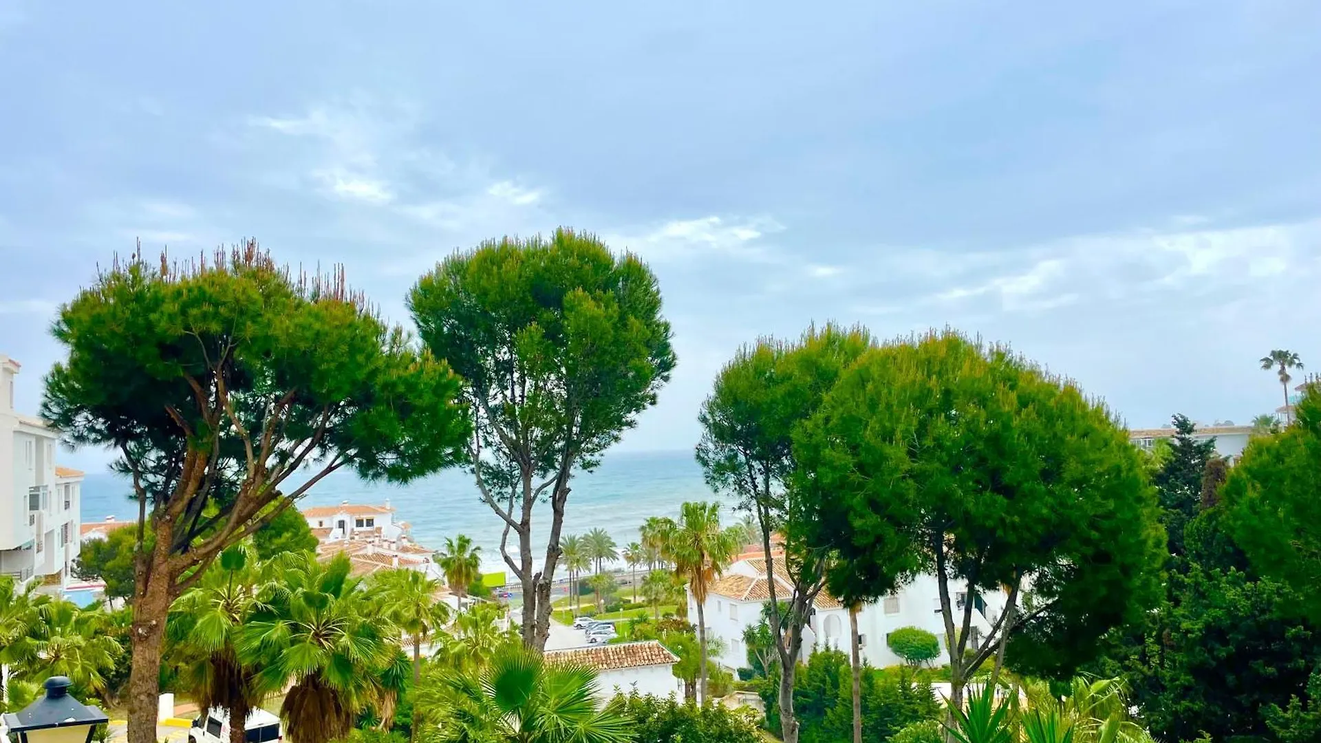Beach Retreat 2 Bedroom Apartment Fuengirola