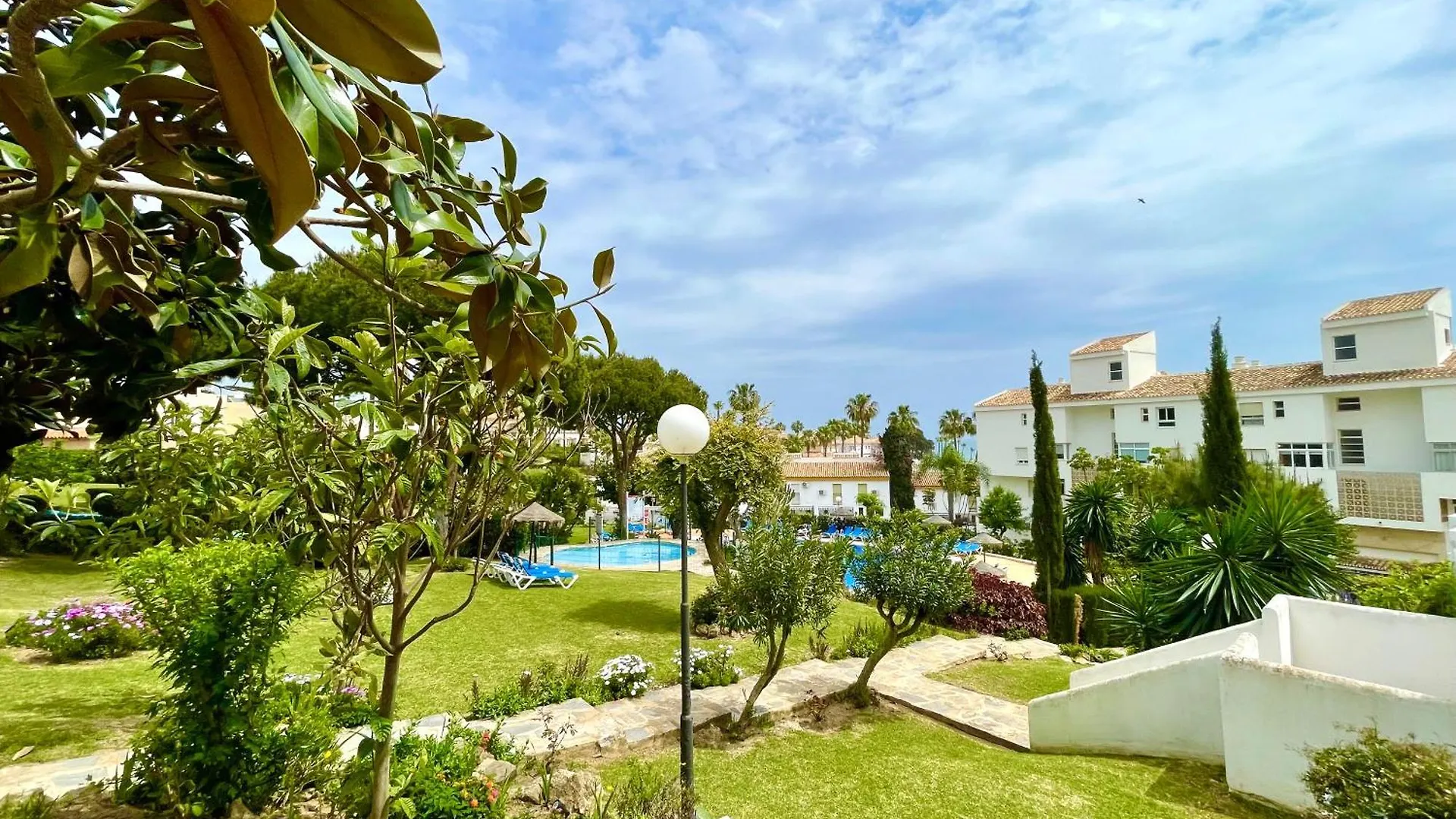 Beach Retreat 2 Bedroom Apartment Fuengirola Spanyolország